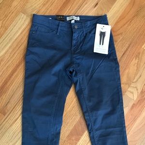 NWT CALVIN Klein 4 Ankle Skinny Jeans